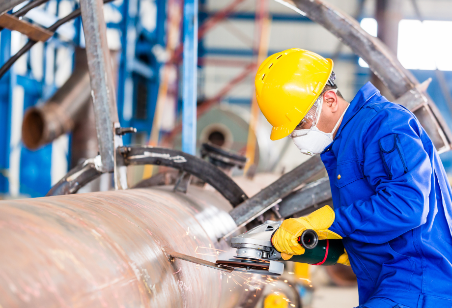 Inspección, reparación y mejora de sistemas industriales. Brindamos mantenimiento preventivo y correctivo para garantizar la continuidad operativa y el rendimiento de los equipos.
